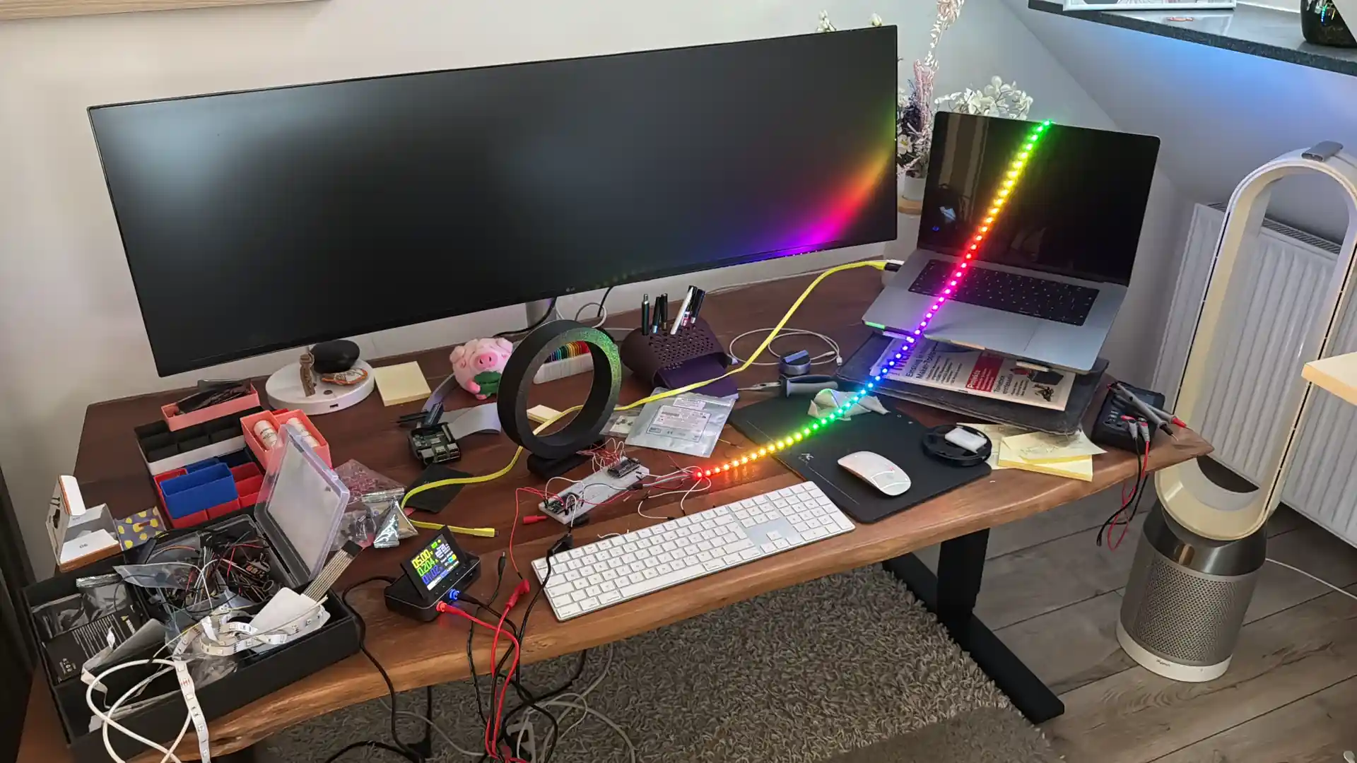 Chaos on table led stripe rainbow